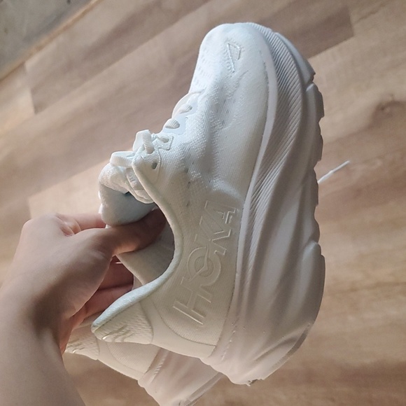 clifton 9 hokas - Picture 1 of 1